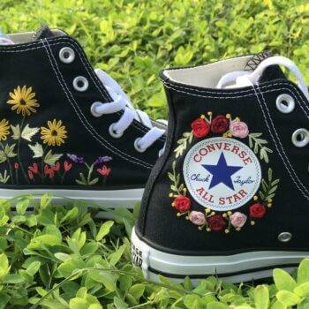 Converse embroidered floral, Floral embroidered converse high tops ,Embroidered flower converse ,Black floral converse Embroidered Shoes