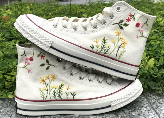 Embroidered converse, Custom converse Chuck Taylor embroidered flower, Converse embroidered flowers Embroidered Shoes