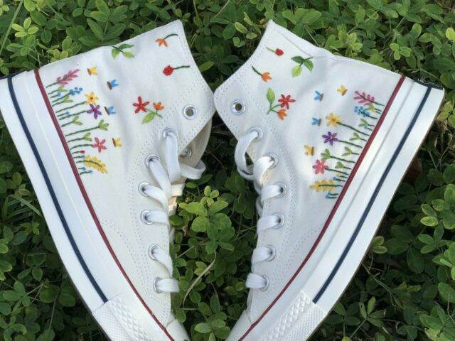 Embroidered converse white – Converse custom floral embroidery – Custom converse Chuck Taylor 70 embroidered Flowers Embroidered Shoes