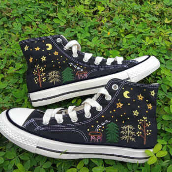 Custom Embroidered Converse 4