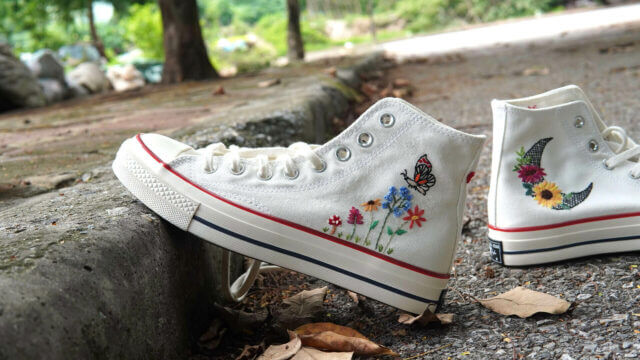 Hand embroidered converse – Embroidered Converse wedding – Converse custom wedding – Custom Embroidered Converse Embroidered Shoes